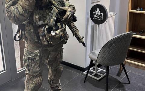 Нацполіція України проводить обшуки в мережі магазинів U420