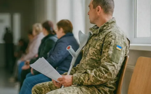 Переогляд ЕКОПФО (МСЕК) під час служби: автоматичне продовження чи бюрократична пастка?