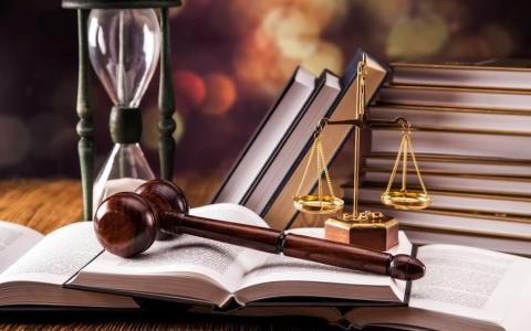 Безпідставне надання додаткового строку для прийняття спадщини є порушенням правової визначеності як елемента правовладдя