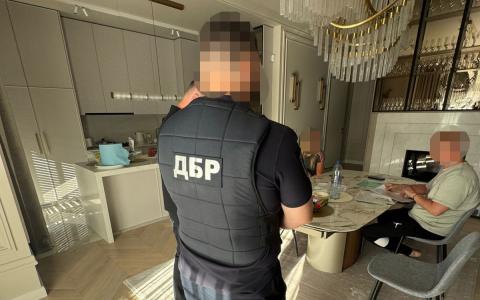 Елітний маєток і курортна нерухомість: на Буковині викрили посадовця Держгеокадастру з активами на понад 38 млн грн