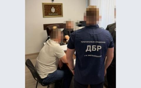 «Паперова мобілізація»: на Вінниччині ДБР повідомило про підозру двом посадовцям ТЦК та СП