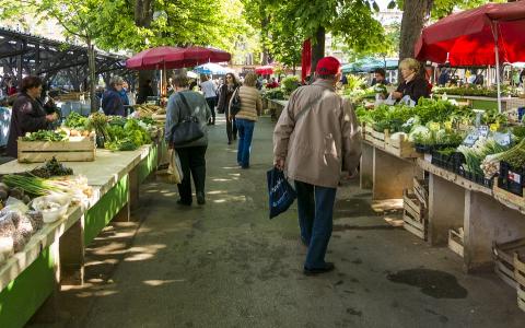 Продовження договору оренди торговельного місця на ринку