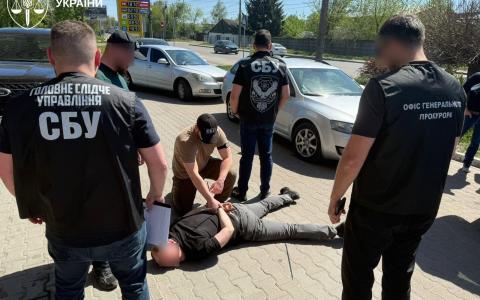 «Абонплата» за непризов: справу керівника Житомирського ОТЦК, викритого на вимаганні, скеровано до суду