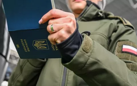 Українців, які потрібні на війні, не пускатимуть до Європейського Союзу, - Rzeczpospolita