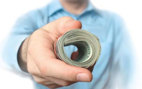 Безпідставно набуті заробітна плата і платежі, що прирівнюються до неї