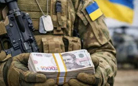 Куди звертатися військовослужбовцям та ветеранам для отримання виплат, пенсій та пільг?