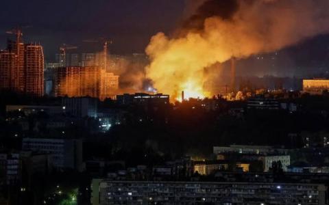 Балістична атака на Київ: пошкодження й руйнування житлових будинків та цивільної інфраструктури, є загиблі та поранені