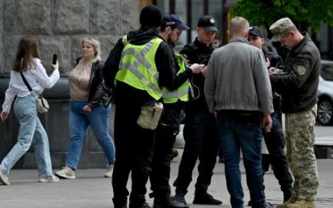 ТЦК не мають дозволу проводити заходи оповіщення під час повітряних тривог, - Гончаренко
