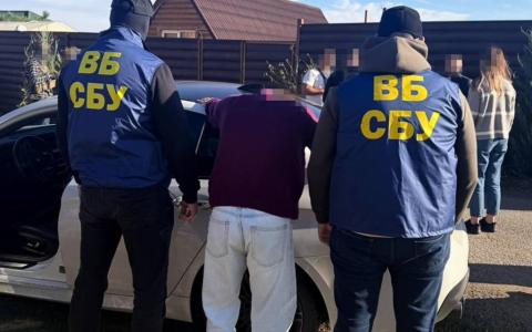 Викрито адвоката, який хотів заволодіти $315 тис клієнтки, прикриваючись зв’язками - ОГП