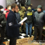 «Смотрящий» за Хмельницьким СІЗО пішов на угоду зі слідством і задонатив 300 тис. грн. на ЗСУ