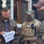 СБУ та Нацполіція викрили посадовця МЗС України, який «легалізовував» росіян в країнах Євросоюзу